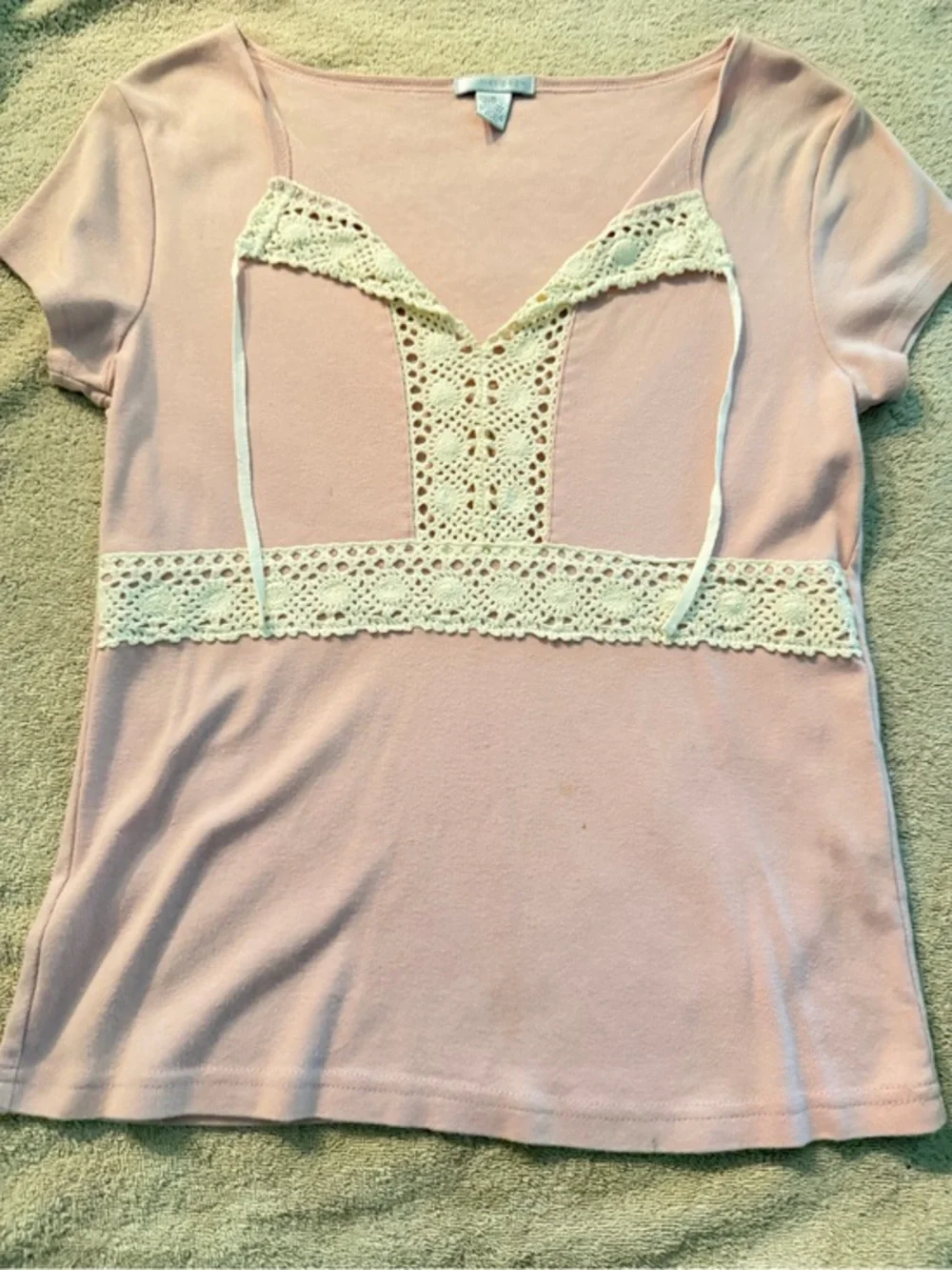 Halogen Light Pink Short Sleeve Top with Cream Crochet Trim